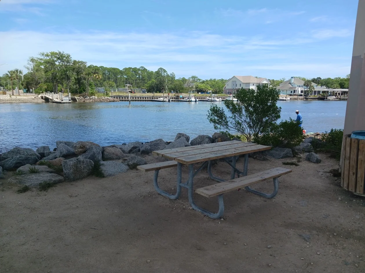 waterside picnic table at palm valley west boat ramp